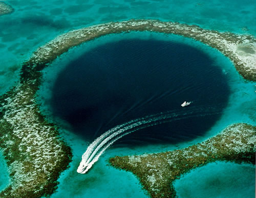 belize blue hole. The Great Blue Hole at