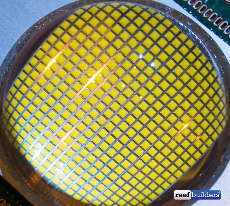 First look at the huge 440 LED Dense Matrix Array for the Kessil A2000 ...