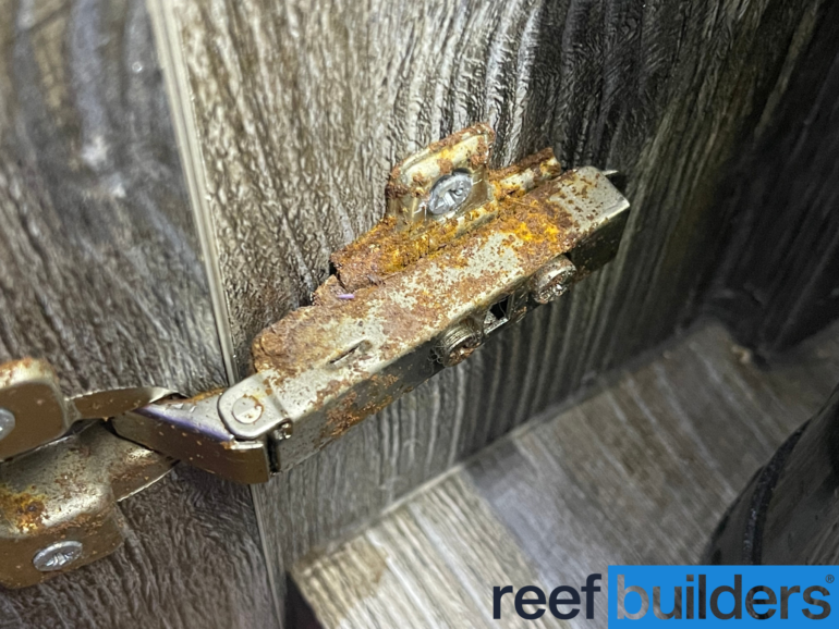 What to do about rusty hinges Reef Builders The Reef and