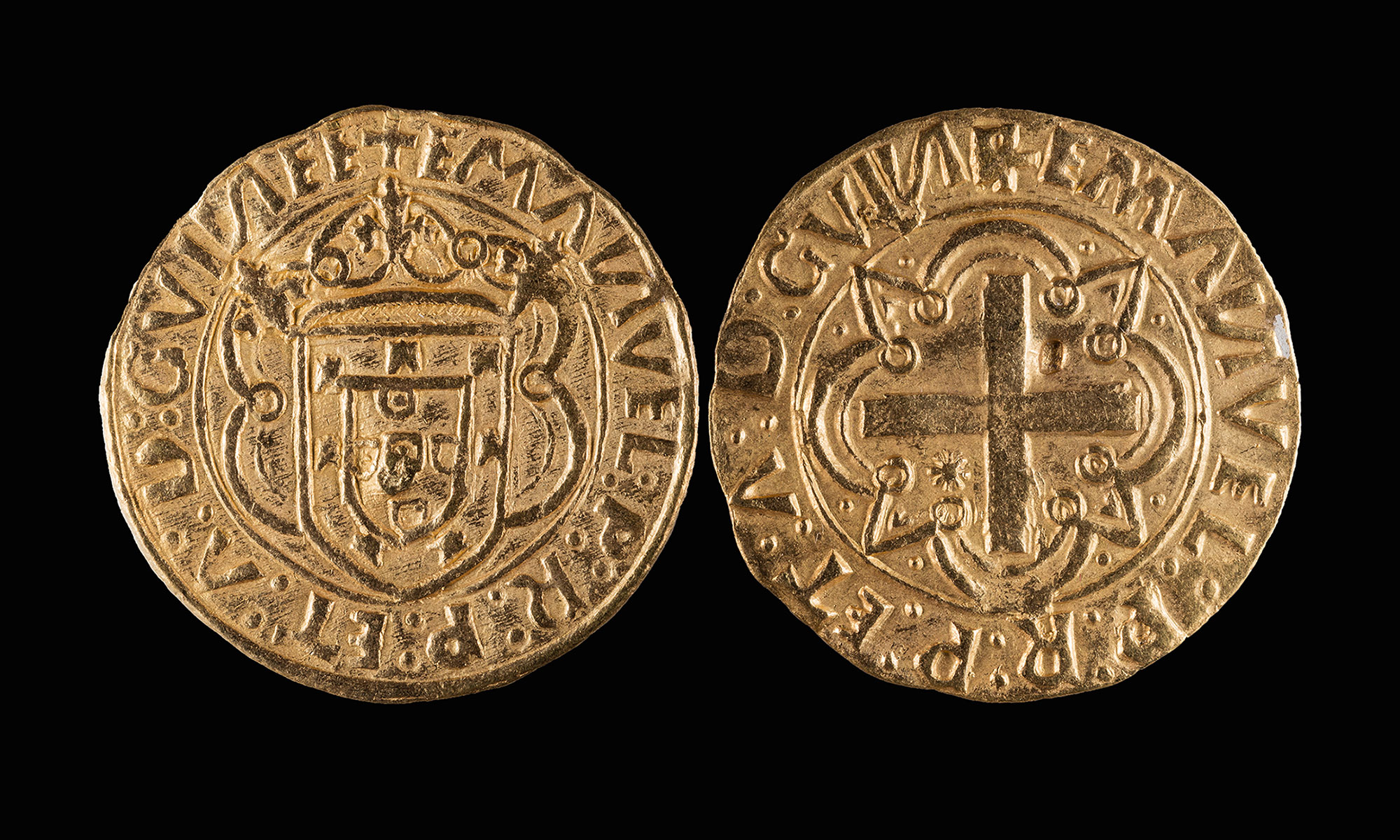 Gold cruzado coins minted in Lisbon between 1495 and 1501